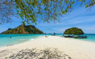 Krabi 4 Islands Tour: is it worth booking, and should you take a longtail or speedboat?