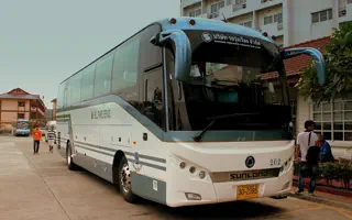 Ekkamai Coach or Private Car?