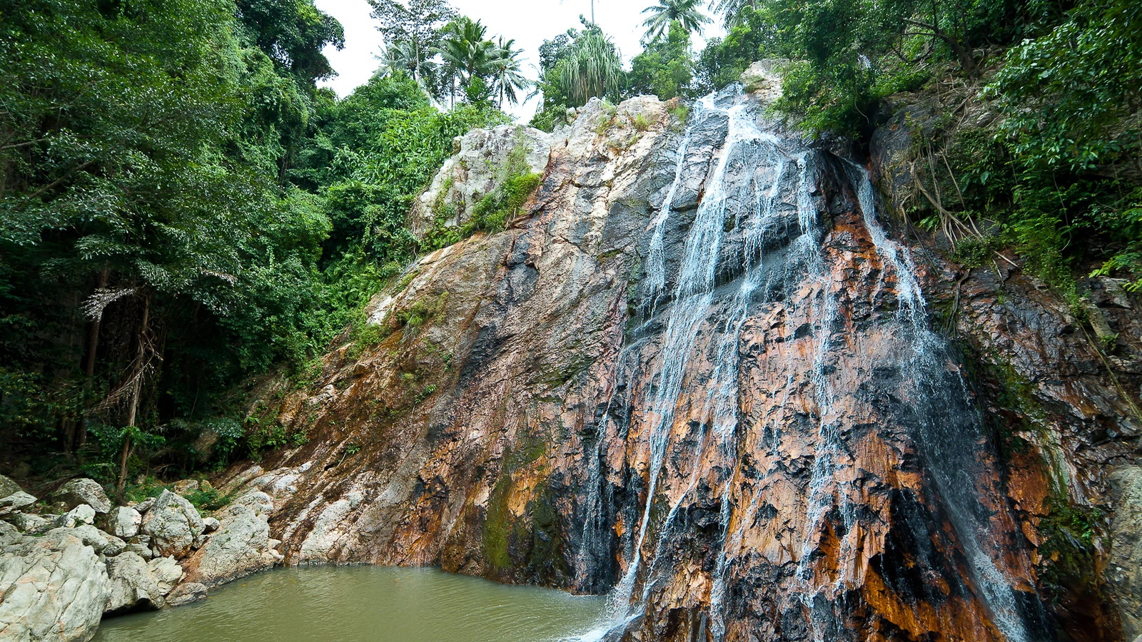 Na Muang Waterfall Independently vs 4x4 Safari: Which Koh Samui Day Is Better?