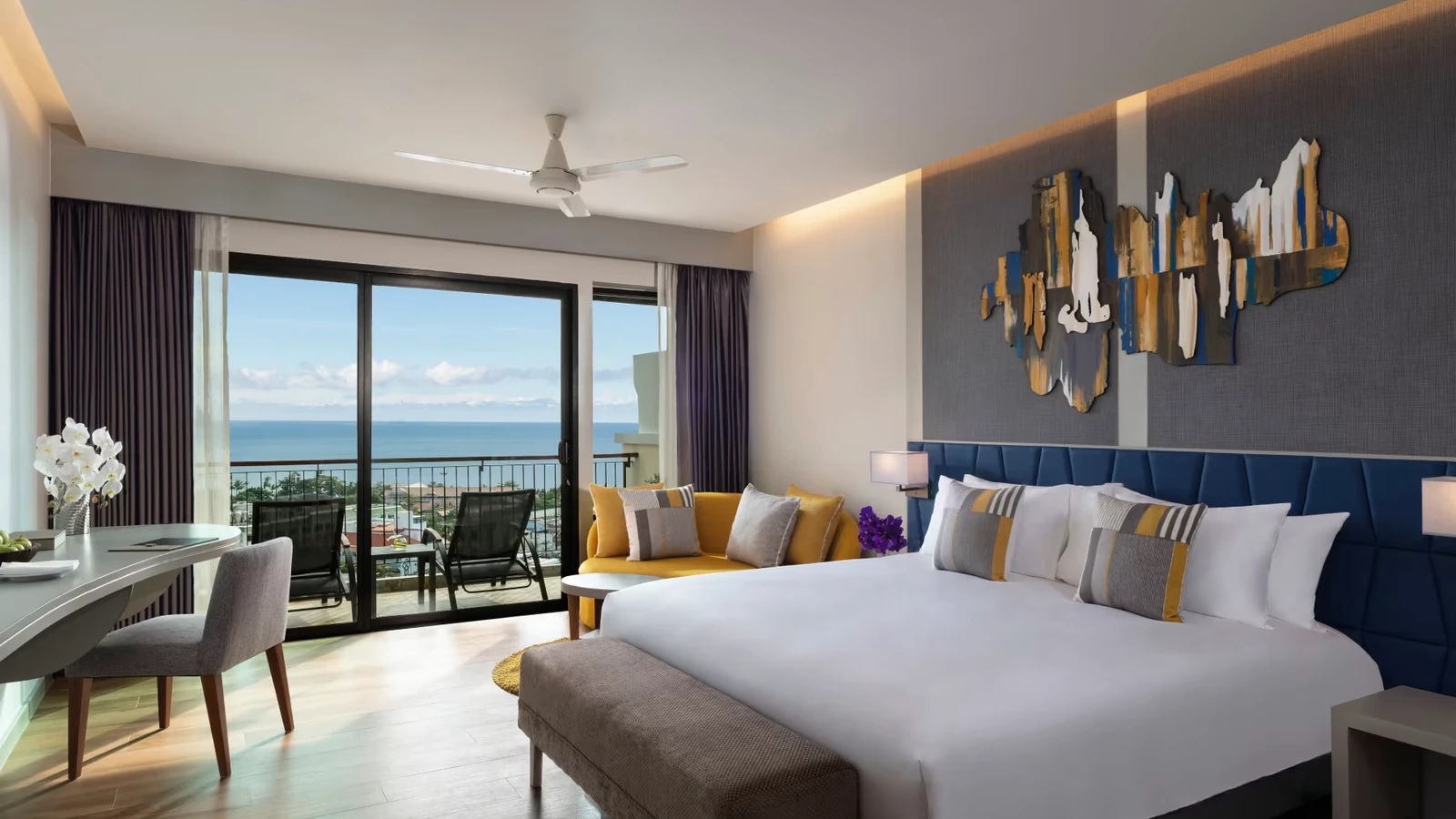 Ao Nang Beachfront Hotel vs Cliffside Resort: Which Should You Book?