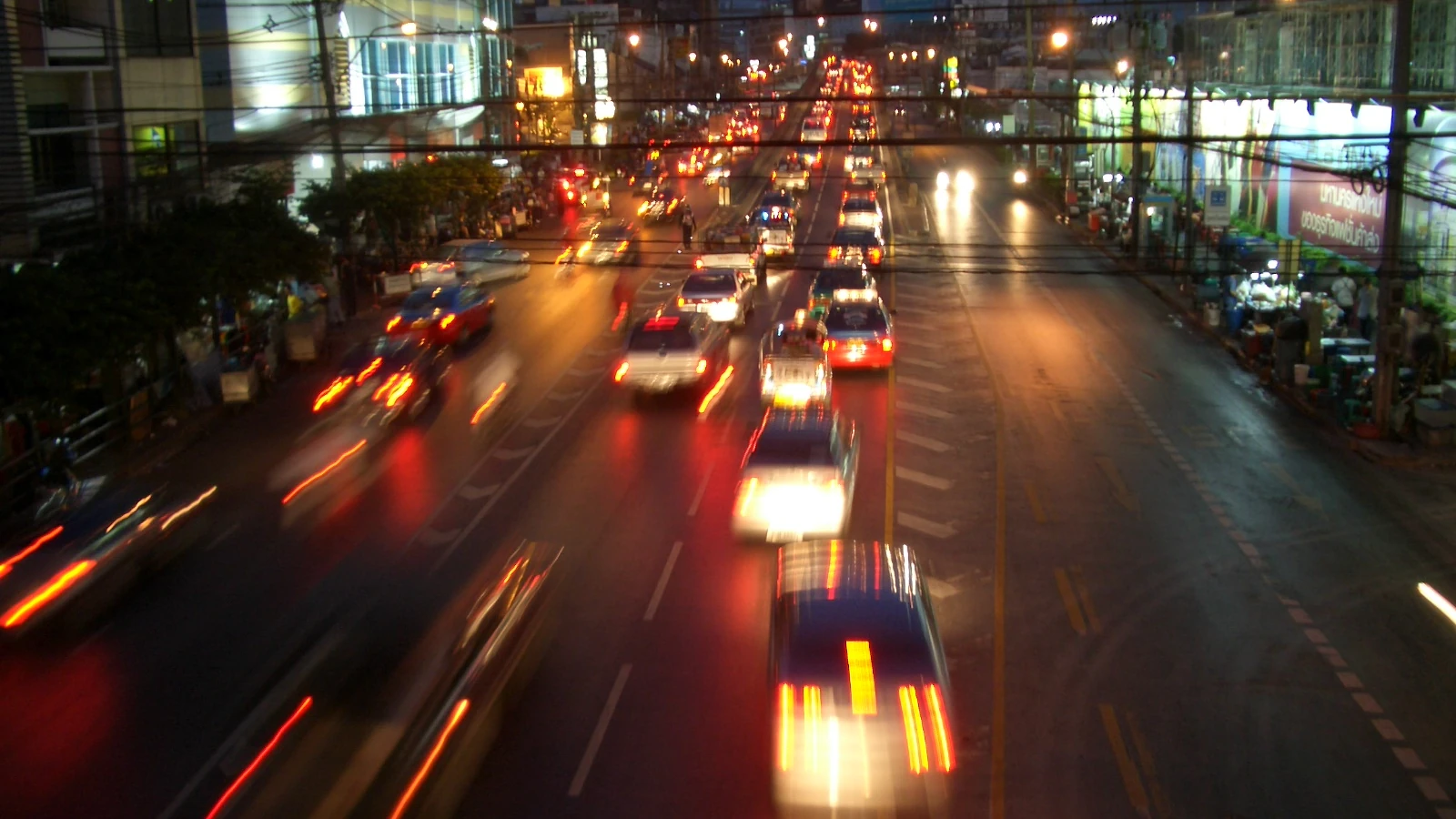 Siam vs Pratunam: Where Should You Stay in Bangkok for Shopping?