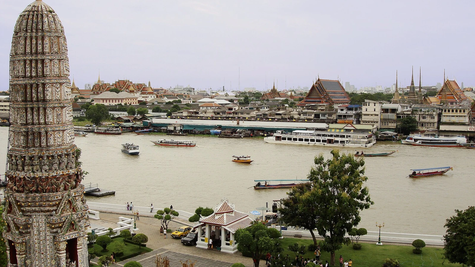 Siam vs Riverside Bangkok: Which Base Is Better for a First Trip?